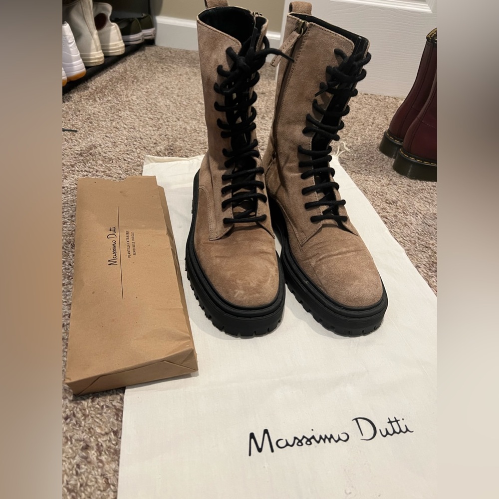 Massimo Dutti women’s combat boots